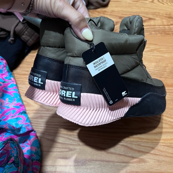 SOREL BOOTS - Picture 5 of 5